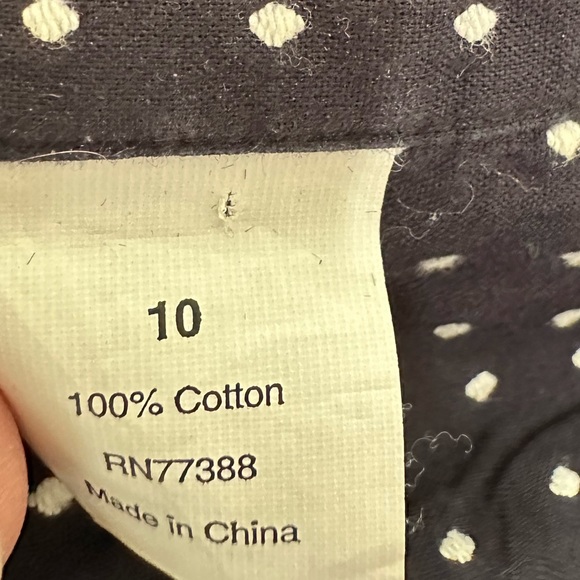 J. Crew Polka Dot Diamond Pattern Tuxedo Front Button Down Navy Top size 10 - Picture 8 of 10